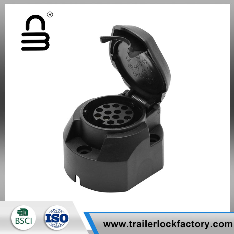 13-polet trailerstik